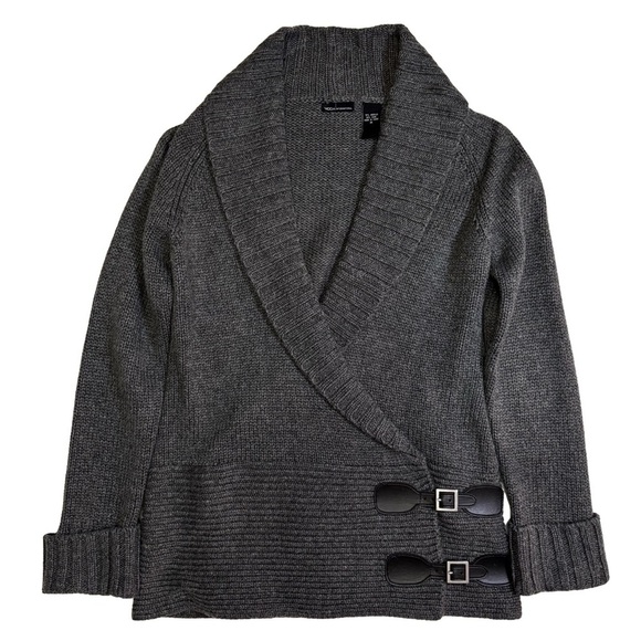 Moda International Gray Sweater Size Medium Wrap Buckle Shawl Collar Ribbed NWT - Picture 3 of 13